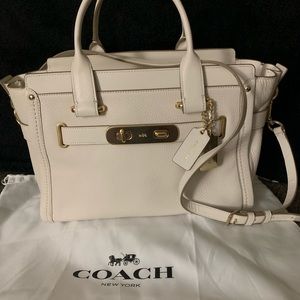 Coach Swagger Carryall